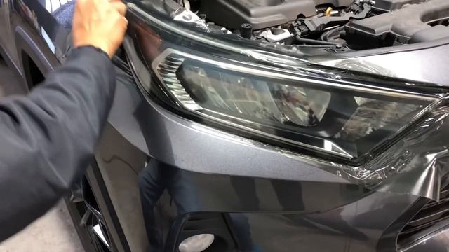 HOW TO TINT CAR HEADLIGHTS HOW TO TINT RAV4 HEADLIGHTS USING ORACAL 8300 LIGHT SMOKE TINT смотреть онлайн