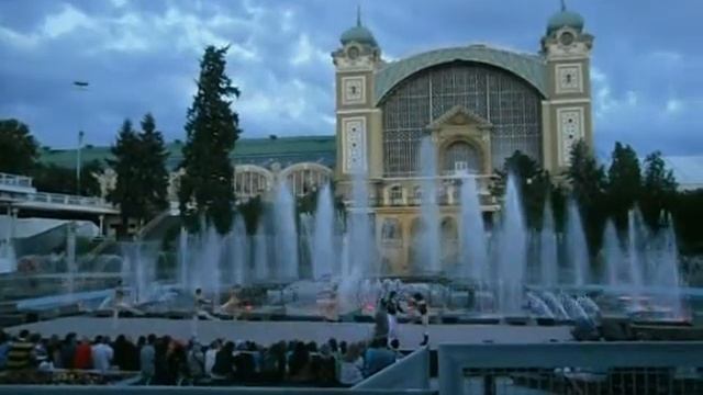 КРЖИЖИКОВЫ ФОНТАНЫ И ЛЕБЕДИНОЕ ОЗЕРО.......... смотреть онлайн