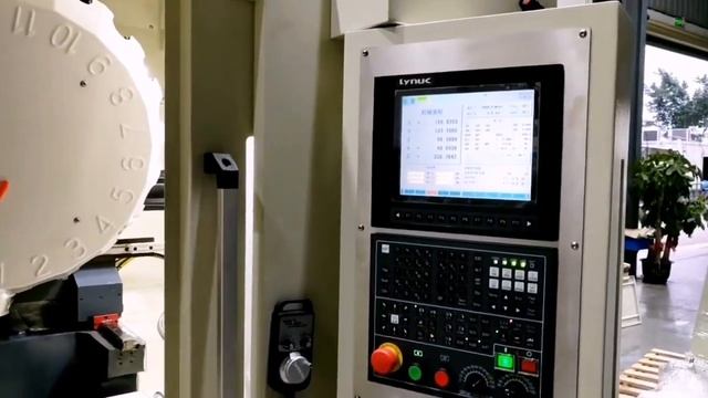 ЧПУ поворотный стол SILVER-RT200CL на станке смотреть онлайн