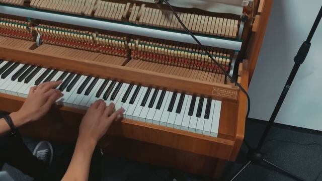 Dance Monkey (Piano cover) by Ratovich смотреть онлайн