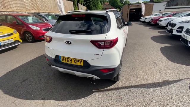 2020 Kia Stonic 1.0 T-GDI MAXX £15,999