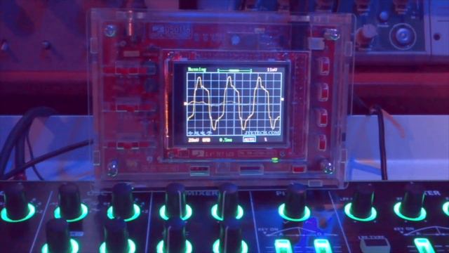 D-I-Y DGITAL OSCILLOSCOPE Roland System-1 Test смотреть онлайн