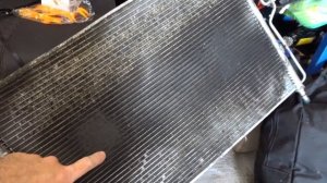 Замена радиатора кондиционера VOLVO S80.  Инстукция как снять передний бампер VOLVO S80  2004 год.