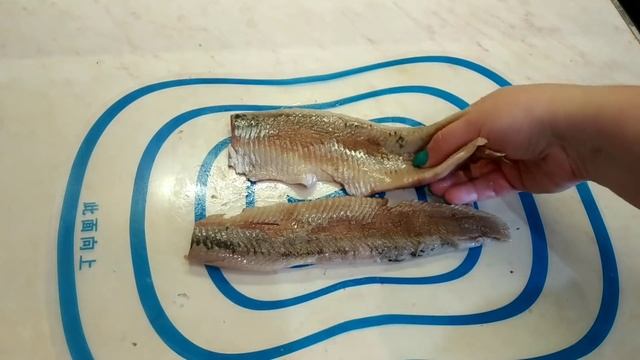 ФОРШМАК ПО-ОДЕССКИ. ВКУСНЕЙШАЯ ЗАКУСКА ИЗ СЕЛЁДКИ / FORSHMAK RECIPE смотреть онлайн