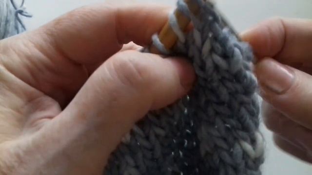 АЖУРНОЕ ЗАКРЫТИЕ ИЗДЕЛИЯ КРЮЧКОМ // OPENWORK CLOSURE CROCHETED PRODUCK. смотреть онлайн