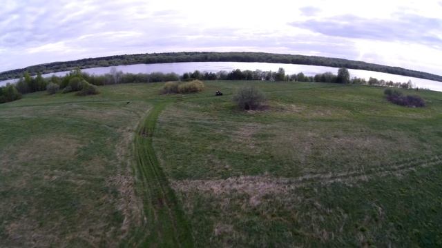 Катаемся по лугам на квадроцикле CF MOTO X8 HO смотреть онлайн