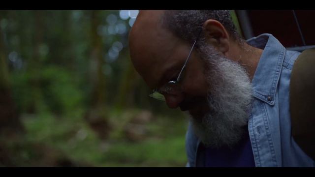 Debra Messing – David Cross – Flowers –The Dark Divide Press Clip смотреть онлайн