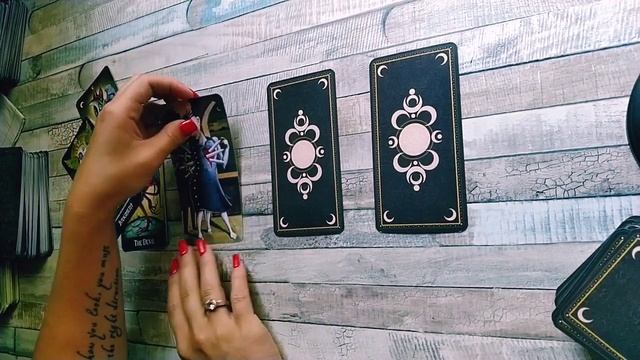 Акция в честь юбилея. Ответ ДА/НЕТ, 4 варианта. Таро онлайн. смотреть онлайн