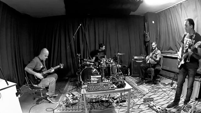 NOVO5 -"The Transition"(Live at NOVO5 rehearsal space) Yamaha EAD10 Drum Module & Zoom LiveTrakL-12 смотреть онлайн