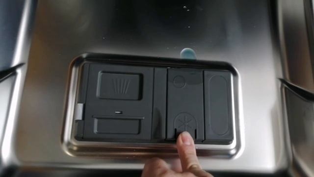 Обзор техники на кухне. Готовим пиццу. Организация пространства на кухне. смотреть онлайн