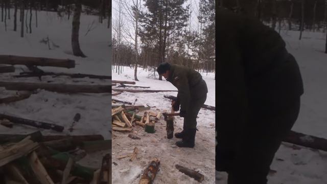 Вот так нужно колоть дрова:-) :-) :-) смотреть онлайн