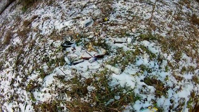 Как я зарабатываю лазя по мусорке. сбор металла по дачам смотреть онлайн