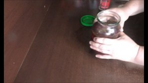 ВИШНЕВЫЙ УКСУС, Добавила вишню в уксус и получила обалденную добавку в салат и к мясу.