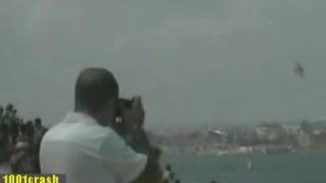 Столкновение самолетов смотреть онлайн