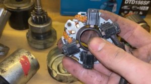 Ремонт стартера . Заміна втулок та щіток на  Renault Kangoo 1.5 dci