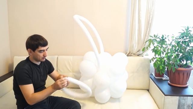 Лебедь из шаров своими руками. Swan of the balloons with your hands. смотреть онлайн