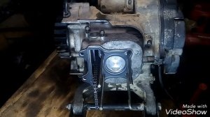 Ремонт двигателя ( 32 G ) Suzuki lets 4 fuel injection