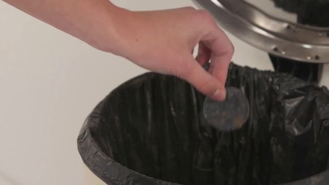 How to clean the filter - Morphy Richards 732007 Cordless Vacuum Cleaner (4766900) смотреть онлайн