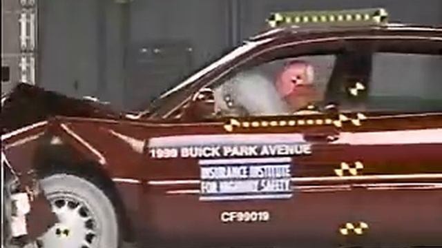 Crash Test 1997 - Discontinue Buick Park Avenue IIHS смотреть онлайн