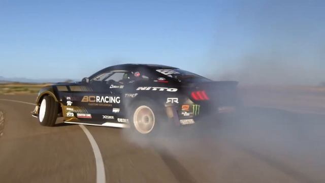 Ford Mustang Mach E 1400 Prototype смотреть онлайн
