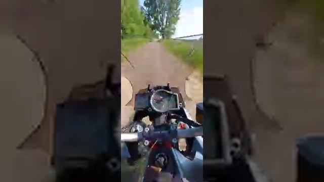 Ktm 1290 super duke gt по гравию смотреть онлайн