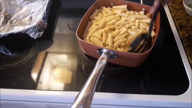BAKED MACARONI AND CHEESE | BAHAMIAN COOKING смотреть онлайн