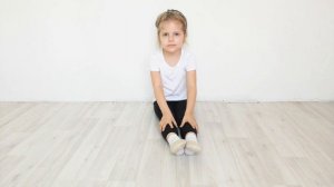 Я vs Варвара Гордеева. Повторяю за Варей. Гимнастика