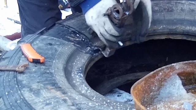 Начали обдирать колёса а там...... смотреть онлайн