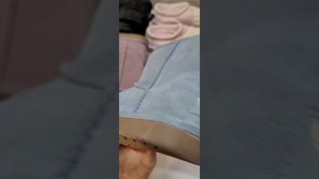 UGG дитяче взуття ЛОТ #12 смотреть онлайн