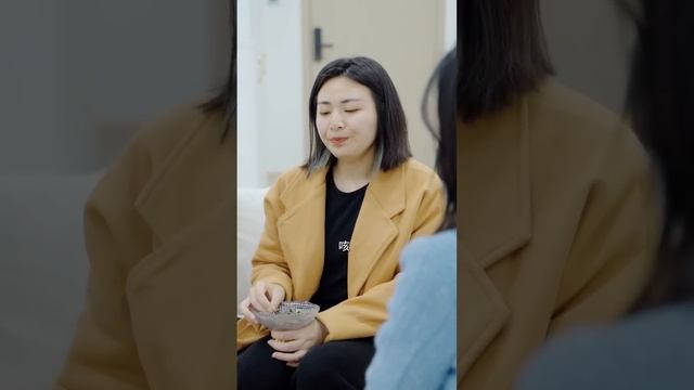 灰姑娘惨遭恶毒父亲抛弃羞辱，五年后逆袭成总裁，狠狠报复当年伤害她的人【陈七七】 смотреть онлайн