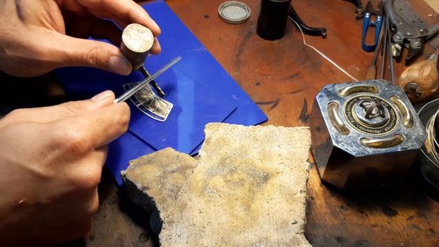 Soldering silver filigree смотреть онлайн