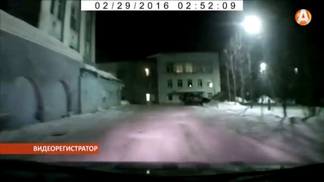 Роженицу в роддом довезли с ветерком и под звуки сирены смотреть онлайн