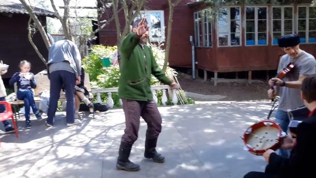 Утренний абсурд на второй день свадьбы Ильи и Веры смотреть онлайн