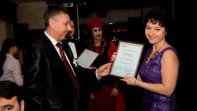 Корпоративный праздник / Корпоративный Новый Год смотреть онлайн