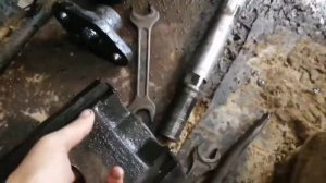 Замена крейцкопфа и штока на агрегате ЦА-320. Жизнь вахтовика.