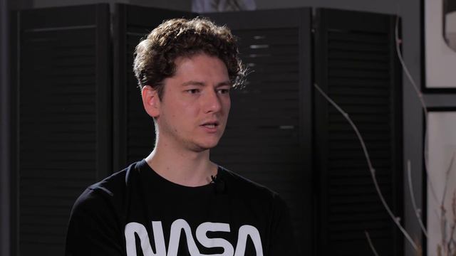 Интервью с Алмазом | 99 БАЛЛОВ смотреть онлайн