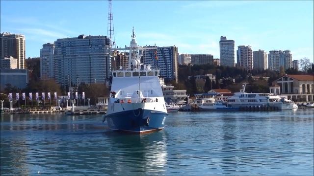 ПСКР "Жемчуг" зашёл в порт Сочи 04 12 2015 г. смотреть онлайн