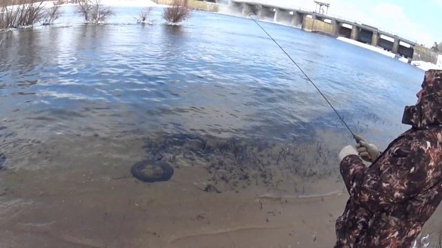 СПИННИНГ ДЛЯ МОРМЫШКИ ! смотреть онлайн