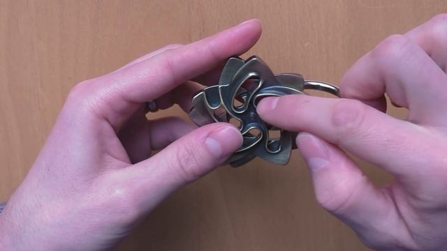 E14 - SOLUTION - Helix By Hanayama Cast Puzzles