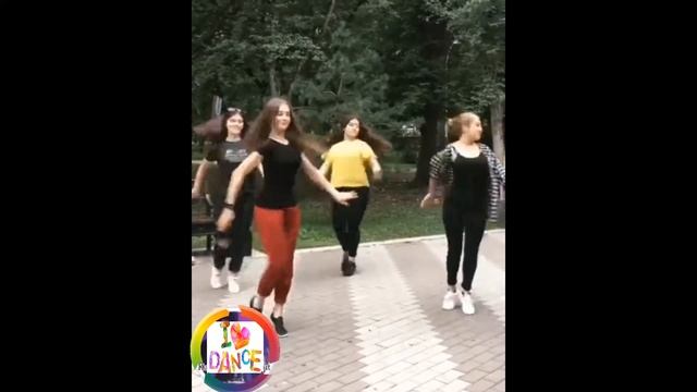 школьницы танцуют грузинский танец смотреть онлайн