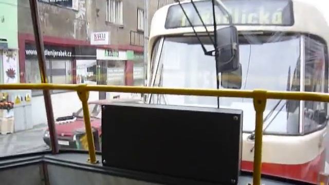 Praha: inside Tatra T3 tram no. 8308 смотреть онлайн