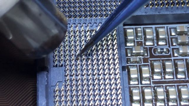 Ремонт сокета 80 lvl. Замена обломанных ножек.