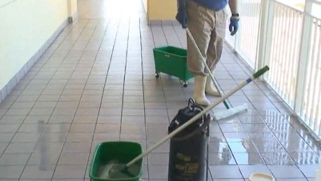 How to treat a floor to make it slip resistant смотреть онлайн