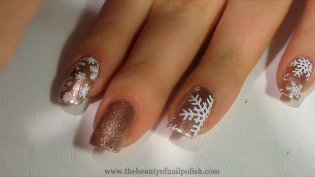 Rose Gold Winter Manicure смотреть онлайн