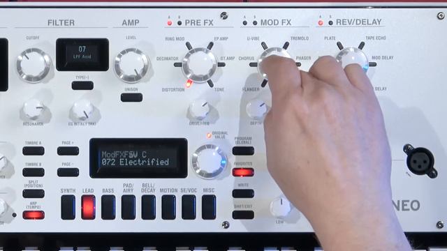 Explore the KingKORG NEO смотреть онлайн