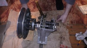 КАК СОБРАТЬ КОРОБКУ БУРАНА / РЕГУЛИРОВКА И НАСТРОЙКА ВИЛКИ СКОРОСТЕЙ,УСТРАНЕНИЕ ОСЕВЫХ ЛЮФТОВ!