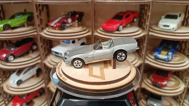 Chevrolet Corvette Stingray Convertible 1972 смотреть онлайн