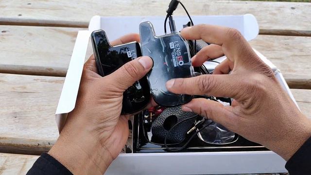 Wireless Microphone Lensgo LWM-308C | Wire Less Mic For Camera Mobile Smartphone | Unboxing Review