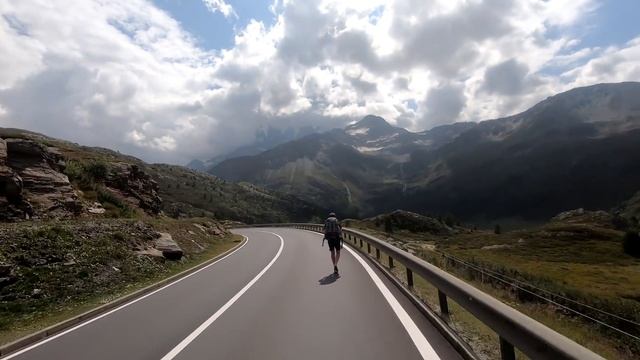 We rode kids scooters down an alpine motorway (How NOT to travel Europe #2) смотреть онлайн