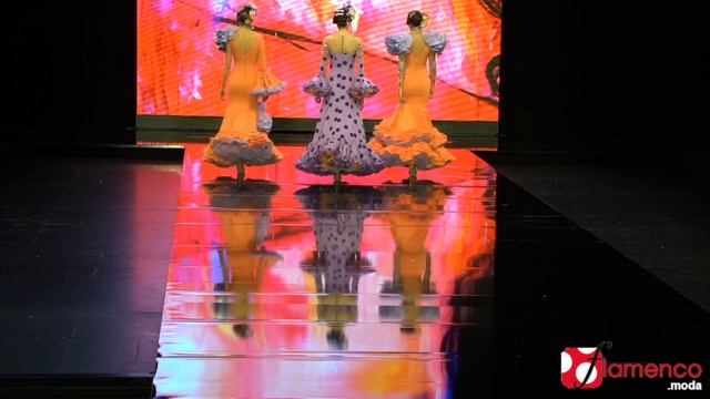 Ángeles Fernández colección 'Sunset' - Simof 2020 смотреть онлайн